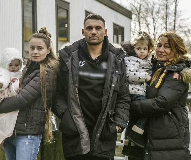 De nieuwe realityshow Bij Ons op het Kamp gaat van start op RTL5