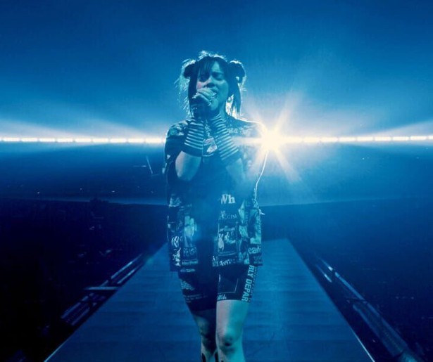 NPO 3 zendt op deze datum een registratie uit van Billie Eilish' concert Live at the O2