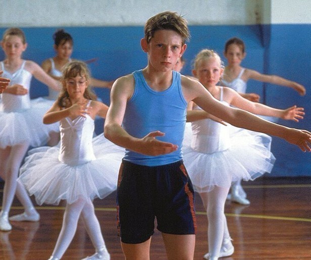 Jamie Bell doet er alles aan om zijn droom uit te laten komen in Billy Elliot