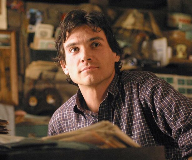 Billy Crudup wil zijn vader echt leren kennen in Big Fish op Viaplay TV