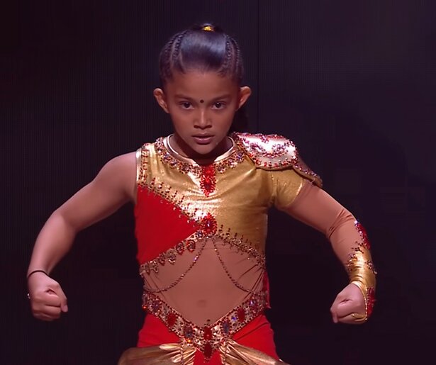 De negenjarige Binita haalt nog een keer alles uit de kast in finale Britain's Got Talent