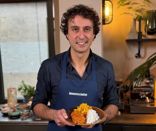 Jesse Klaver laat zijn beste kookskills zien in BinnensteBuiten