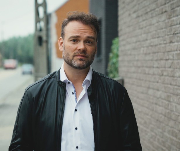 Maarten Steendam belicht het Habbo-mysterie in Bizarre Erfenissen