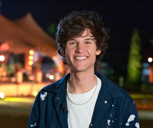 Blanks steelt de show in nieuwste aflevering Beste Zangers