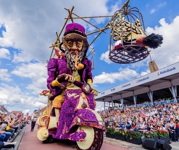 's Werelds grootste bloemencorso in Zundert