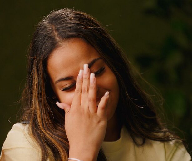 Tieners praten over hun eerste zoen in nieuwe documentaireserie Blozende Oortjes