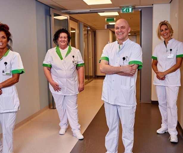 Handen uit de mouwen in nieuw seizoen BN'ers in het Ziekenhuis