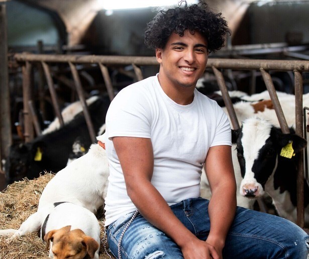 Jonge boer Ayoub zoekt boerderij