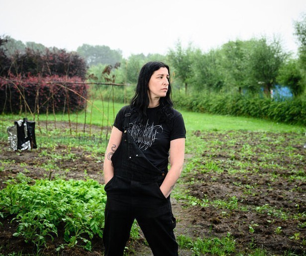 Koen Kardashian komt langs bij de Boerderij van Dorst