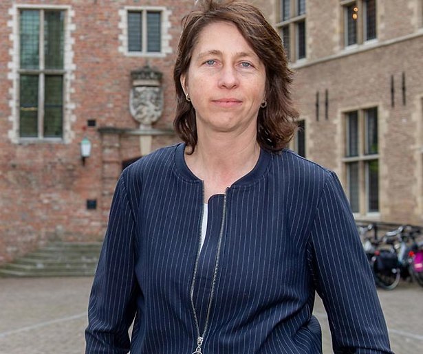 Boerin Bertie beëdigd als Statenlid van Zeeland