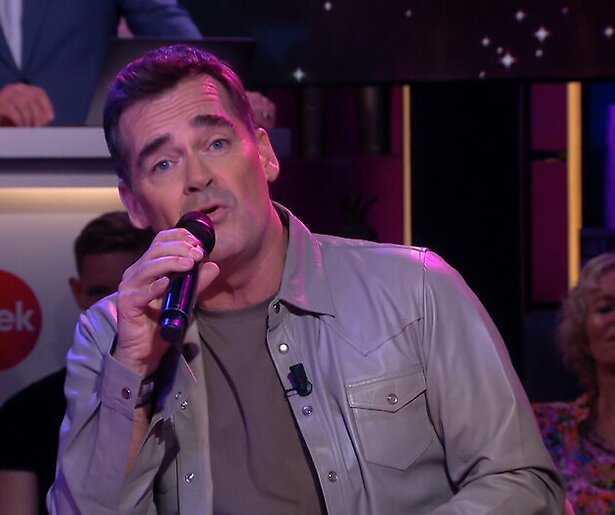 Dit is de nieuwe single van Jeroen van der Boom