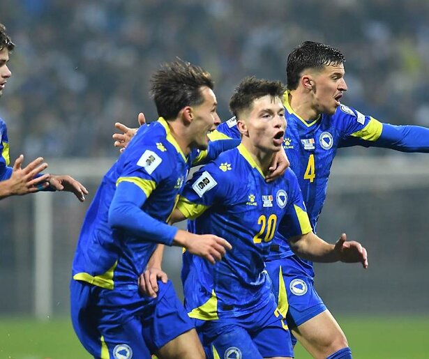 Het WK Voetbal gaat beginnen voor Canada en Bosnië en Herzegovina