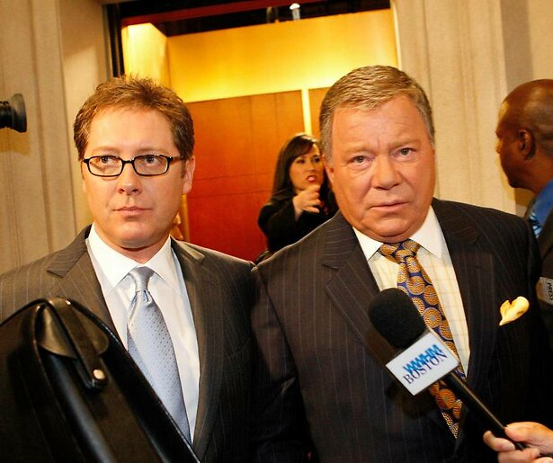 Kijk iedere werkdag naar de advocatenserie Boston Legal op Paramount Network