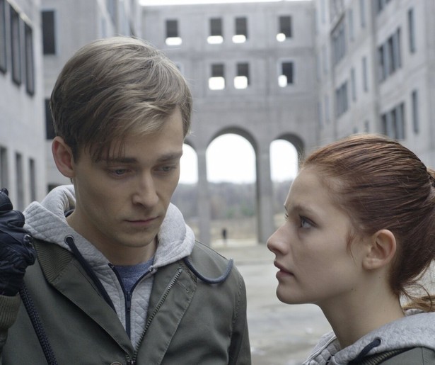 De eerste Nederlandse scifi-actiethriller Boy 7 te zien op NPO3