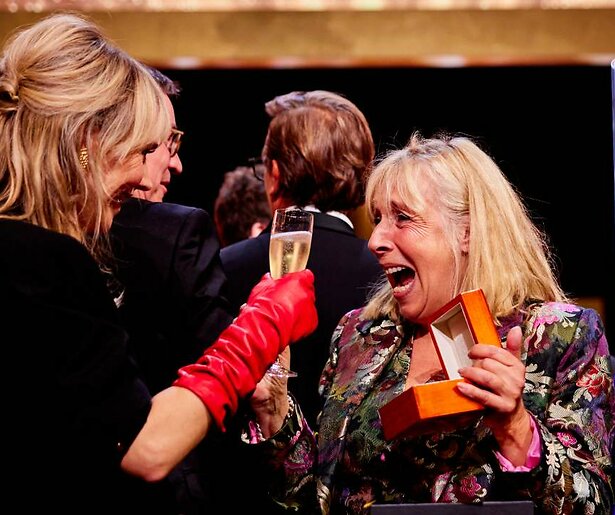 Deze 5 tv-programma's en 5 streamingprogramma's dingen ook mee naar de Gouden Televizier-Ring 2024