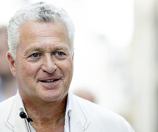 Zo rennen Bram en Rachel achter schapen aan