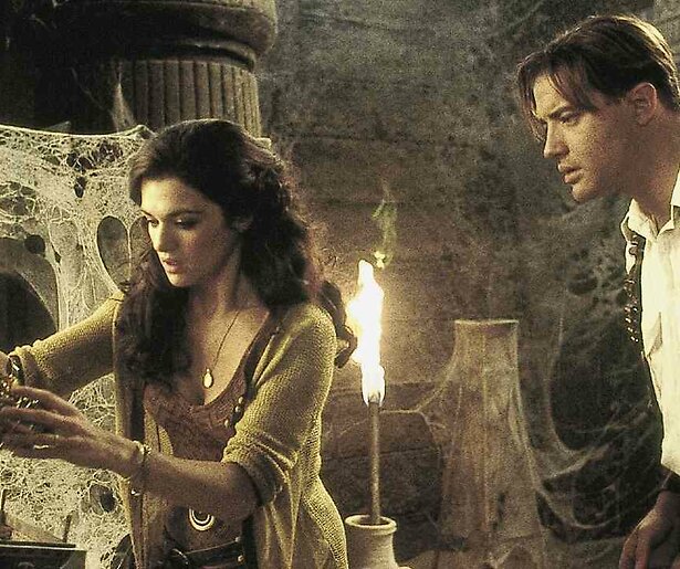Brendan Fraser en Rachel Weisz gaan naar Egypte in The Mummy Returns