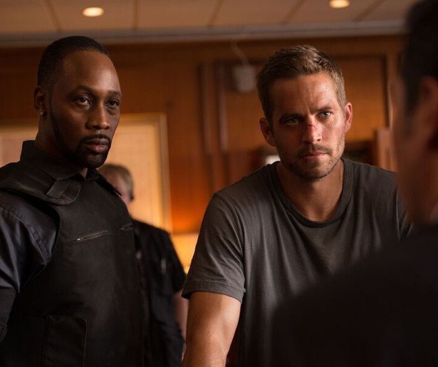 Paul Walker maakt Detroit veilig in Brick Mansions