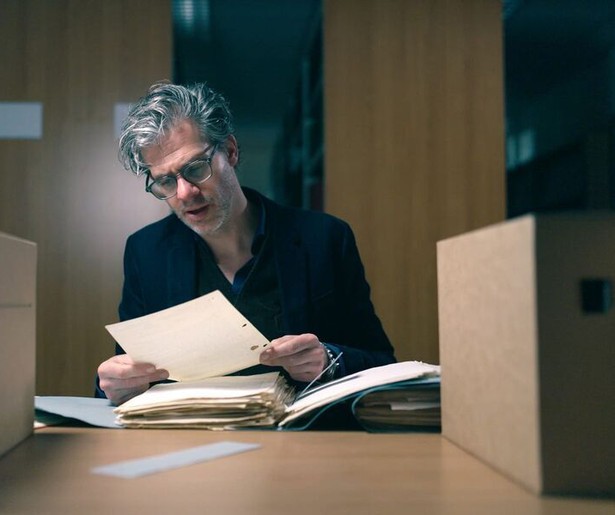 Erik Dijkstra reist af naar Indonesië voor Brieven aan Hueting