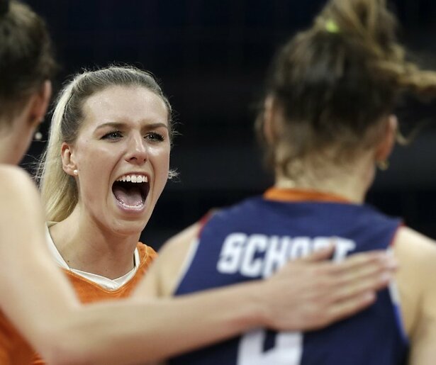 Nederlandse volleybaldames strijden tegen Puerto Rico