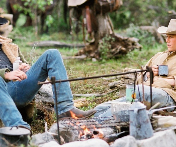 Jake Gyllenhaal en Heath Ledger als verliefde cowboys in Brokeback Mountain