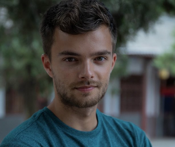 Buddy Vedder maakt Eurovisie Songfestival Reports voor Zapp