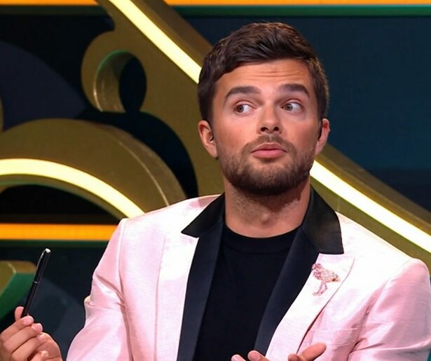 Buddy ontmaskert BN'ers in The Masked Singer