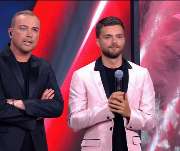 Buddy Vedder voegt zich bij het panel in nieuwe aflevering Secret Duets