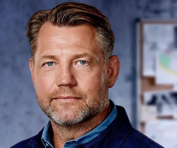 Dennis van der Geest springt nog één keer in de bres voor gedupeerden in deze slotaflevering van Bureau Onrecht