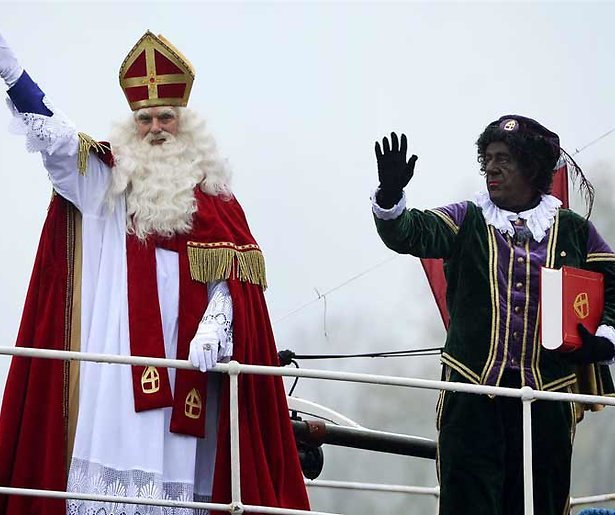 Sinterklaas is vieze man in Nieuwe Buren