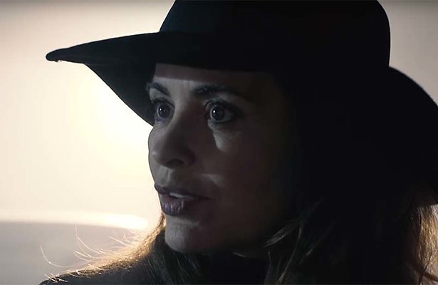 Videosnack: Caroline regelt Zilveren Televizier-Ster voor Ludo