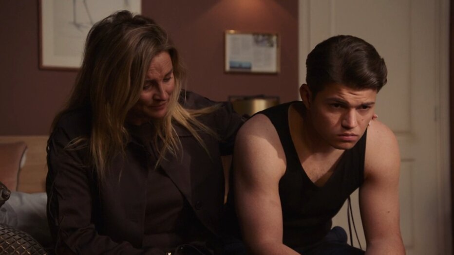 Charlie staat Valentijn bij