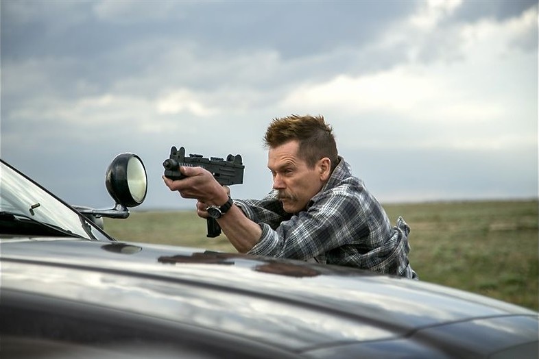 Sheriff Kevin Bacon wil zijn auto terug Sheriff Kevin Bacon wil zijn auto terug