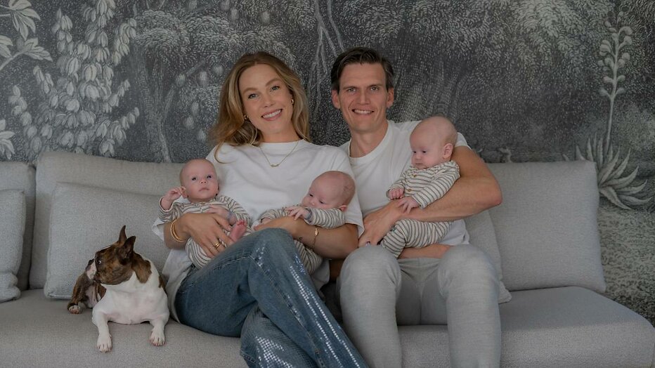 Cora en Floris met hun drieling zijn nieuw in het programma. Cora en Floris met hun drieling zijn nieuw in het programma.