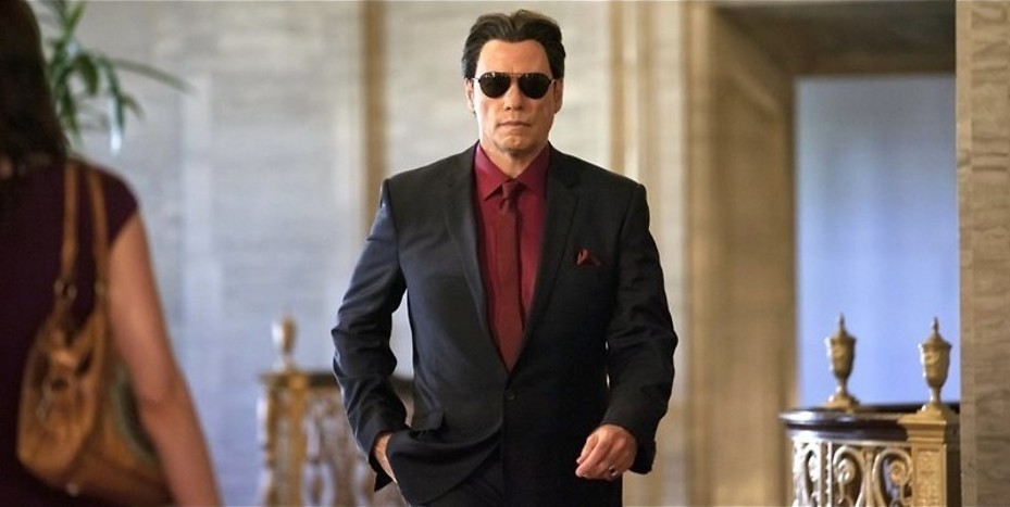 Criminal Activities: Maffiabaas John Travolta zet klopjacht in Criminal Activities: Maffiabaas John Travolta zet klopjacht in