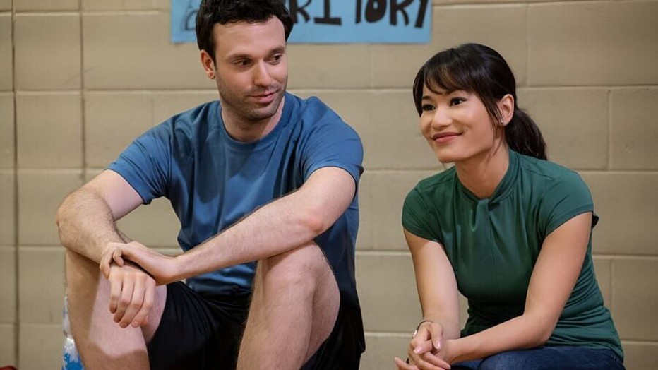 Jacky Lai en Jake Epstein in Candy Cane Candidate