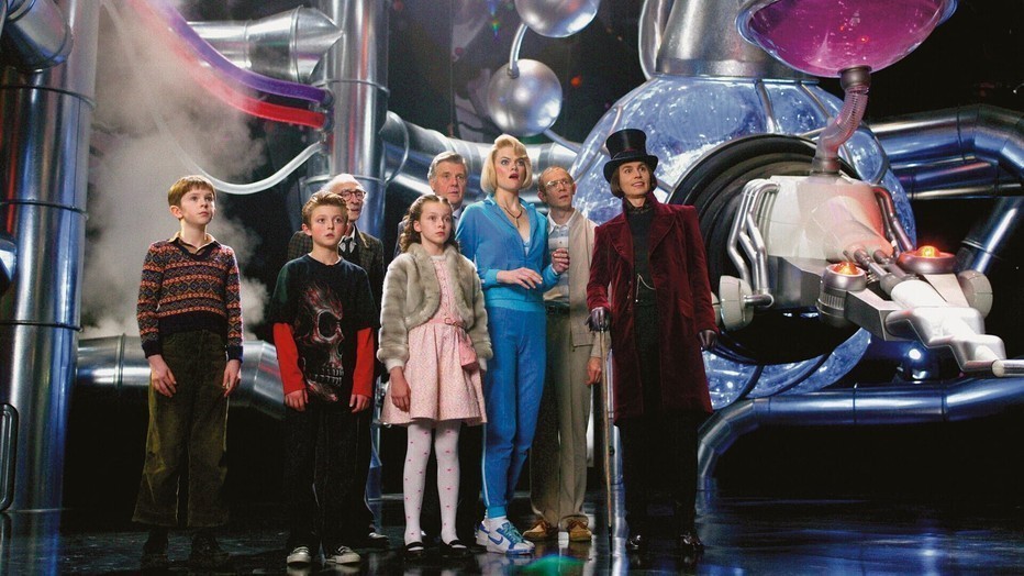 Freddie Highmore, Johnny Depp en overige cast Charlie and the Chocolate Factory Freddie Highmore, Johnny Depp en overige cast Charlie and the Chocolate Factory