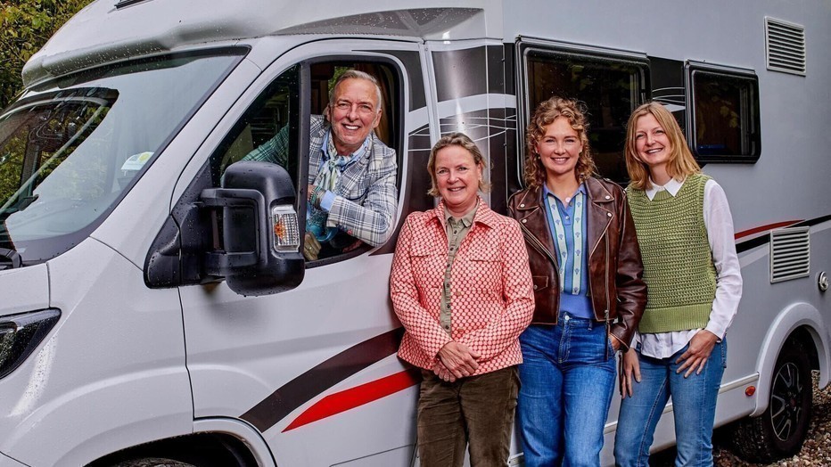 De Meilandjes struinen door de straten van Parijs in Chateau Meiland: En  Route