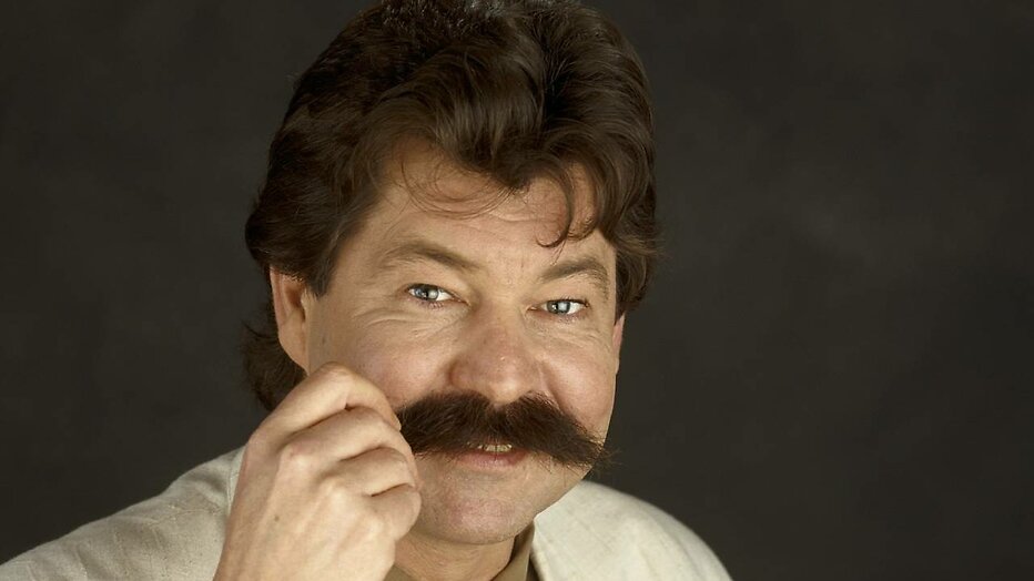 Chiel Montagne. Chiel Montagne.