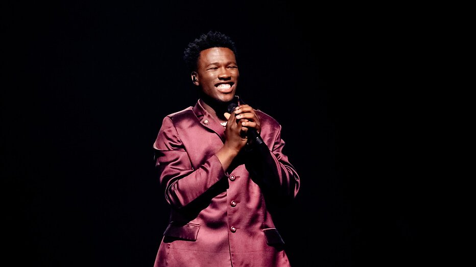 Claude op podium Eurovisie Songfestival 2025