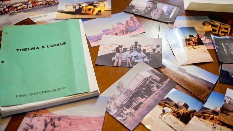 Still uit Thelma & Louise - Born to Live