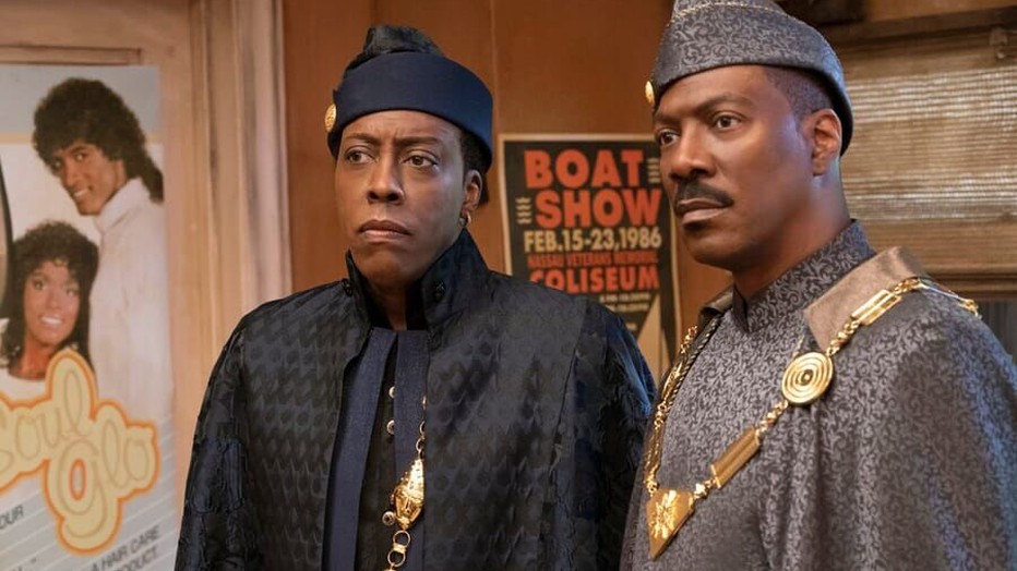 Eddie Murphy en Arsenio Hall in Coming 2 America