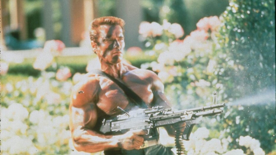 Arnold Schwarzenegger in Commando
