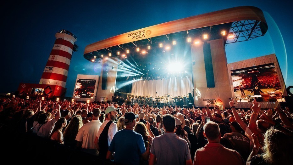 Still van Concert at Sea