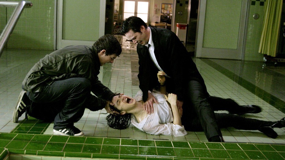Keanu Reeves en Rachel Weisz in Consantine Keanu Reeves en Rachel Weisz in Consantine