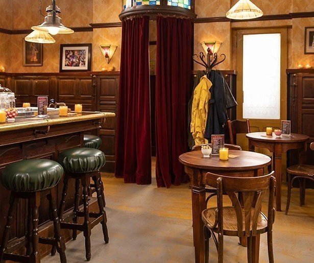 GTST zoekt figuranten voor Café de Koning