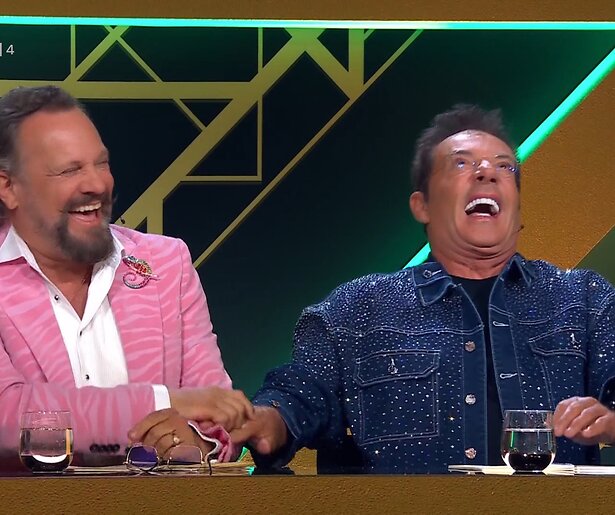 De TV van gisteren: Masked Singer lachend langs concurrentie op vrijdagavond