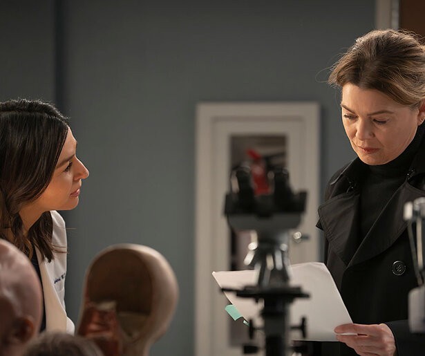 Meredith en Amelia zetten alles op alles voor hun baanbrekende onderzoek in Grey's Anatomy