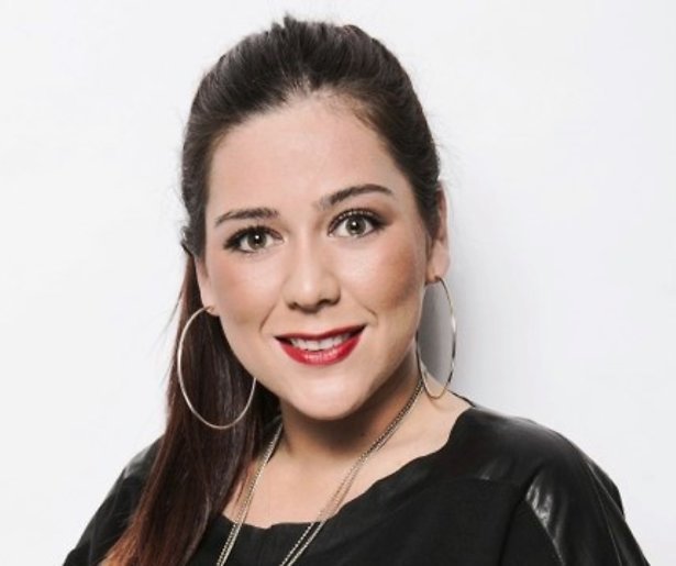 Charlotte afgemaakt door Utopia-fans