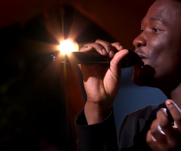 Claude maakt indruk bij Beste Zangers met Toen Ik Je Zag